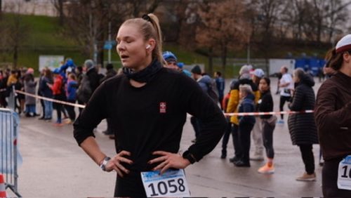 020414FF-AA39-4FF3-B21E-EF6DC1B4A679 4 5005 c