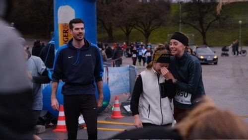 0235C83B-C44C-45DC-B7B9-F6374AAC70A0 4 5005 c