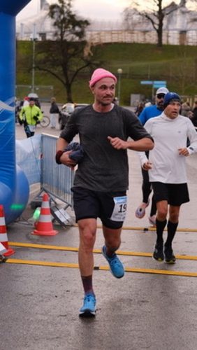 03957209-DF5D-46E0-BCE8-126C6C8D1163 4 5005 c