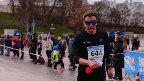 06EEF6A0-130F-489F-998B-D7A111D8B35B 4 5005 c