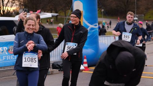 0D3B820C-2B57-4206-98EF-1E3098EFE73B 4 5005 c