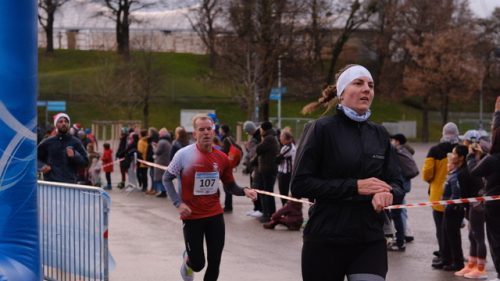 0E75F1F9-41F2-4A22-9240-D16FC46F7846 4 5005 c