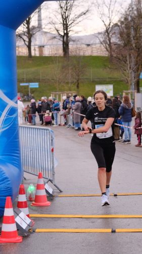 0E920A9F-9FC9-4E97-A0AB-A316EAACCCA2 4 5005 c