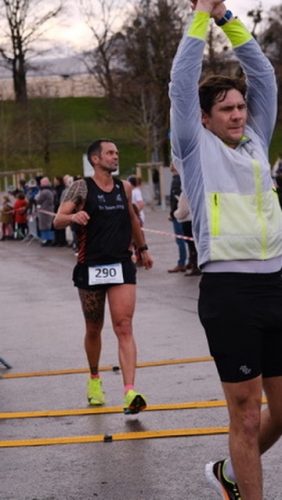 125FEC9F-30D4-4992-AA72-A4E0B9E31E4B 4 5005 c