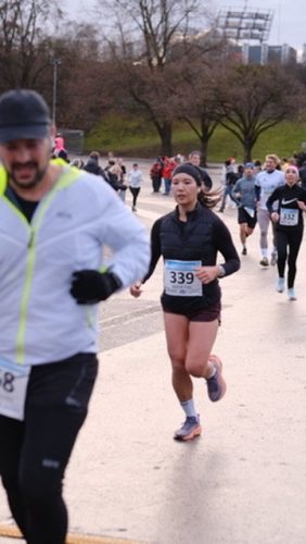 15AE81EA-15ED-43C0-99D9-5161DE430BF9 4 5005 c