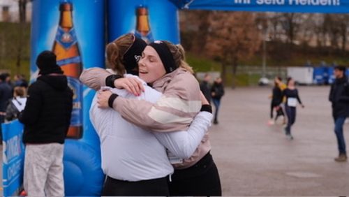 18F4A760-3777-40B2-BDFF-22769EF2DB4B 4 5005 c