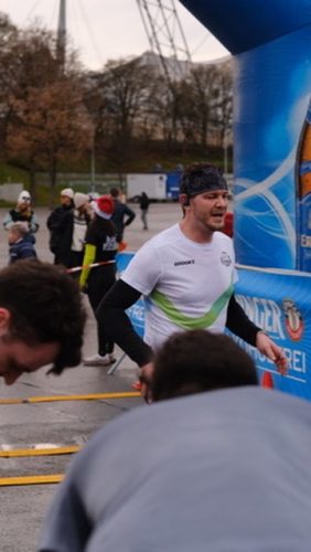 20B3D147-D145-4712-A822-8722EFE780A0 4 5005 c