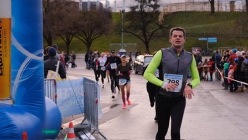 22D33900-0A8E-4018-802C-0B7EF7357101 4 5005 c