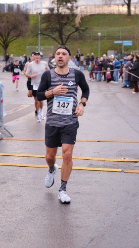 234BF722-99D2-439D-BC8B-7D68873210D8 4 5005 c