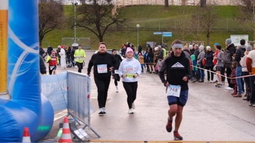 23661FB1-0DA0-4329-9980-915AB1044CDC 4 5005 c