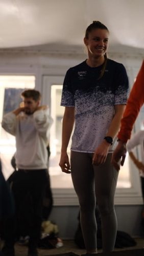 2BA556BD-62FC-4594-A686-8DA5E4E413E2 4 5005 c