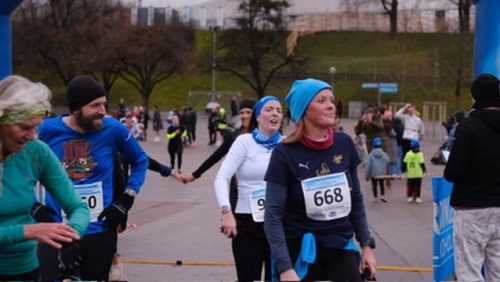 36A6B3F5-35FE-4CDB-BC75-29A738C82687 4 5005 c