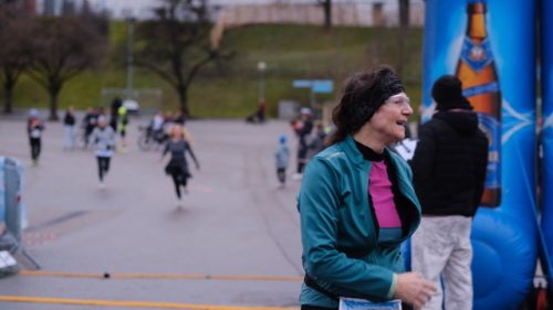 399E9C9A-9D19-44B3-9C73-560E8B906390 4 5005 c