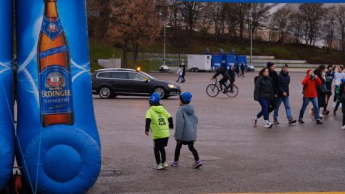 39C706E2-B2F7-44EF-B9F6-90A6BB8FCF8E 4 5005 c