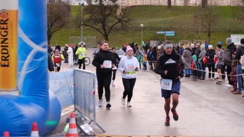 39EB6C14-EA0C-4521-9795-304CA1FC5561 4 5005 c