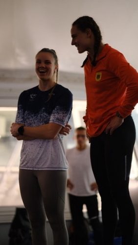 3F9D963B-4AA7-4844-AB7F-3679B0072E62 4 5005 c