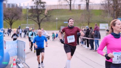 443C7F96-F802-43FC-B38F-4A279500E3DA 4 5005 c