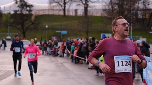 47649CAF-10DC-4323-AB55-CFAE2886543C 4 5005 c