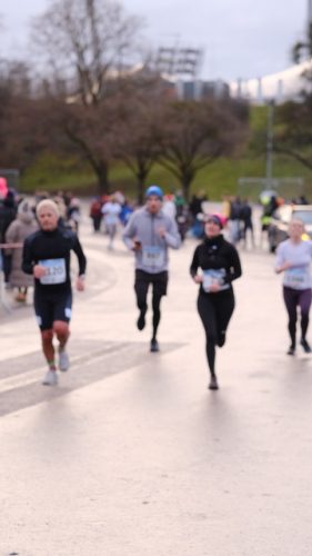 49CF76D5-7AFD-499D-972F-5D0994FBCEA5 4 5005 c