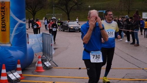 4E60B154-50A9-4247-A885-7BEE672BFDFA 4 5005 c