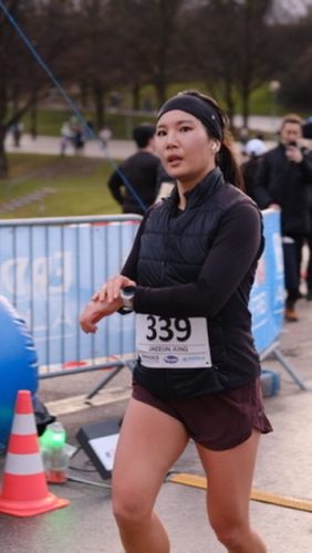 5A7975FF-7F40-4379-AA1A-CDB24CDB2CC1 4 5005 c