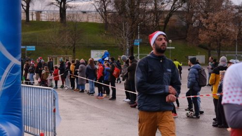 6022579F-6D86-43BF-88E8-B9A58F21B506 4 5005 c