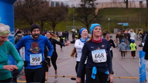 648EE28A-1F0C-4CB0-AC0B-75F48E092367 4 5005 c