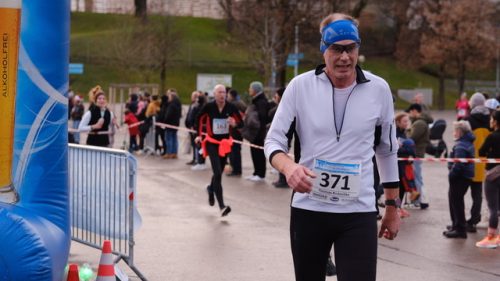 64C77109-2816-47D4-BD88-D2E240B8D6A0 4 5005 c