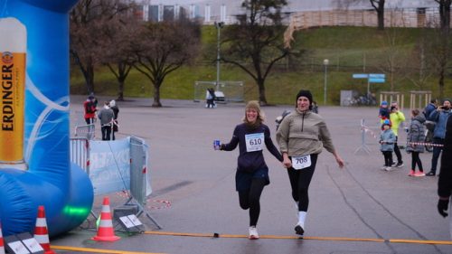 6D9AE82F-D139-444D-9DBB-4151DBE4FAEB 4 5005 c