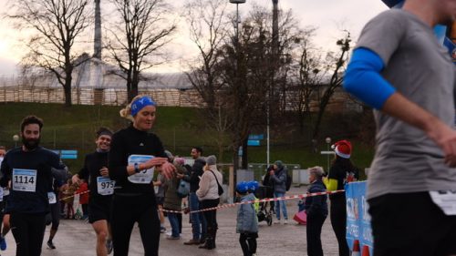 6ED6E6CF-50BC-48C9-893A-40C5EB14A6CB 4 5005 c