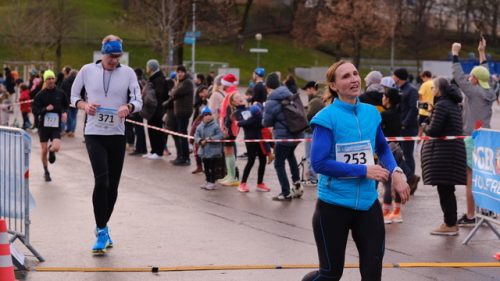 749E4213-F835-4547-A6C4-2729318C2B9A 4 5005 c