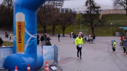 75440C46-7A14-4A42-8C62-788F0650389D 4 5005 c