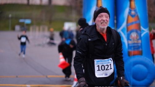 79875F47-9297-458F-9901-32D98981B97C 4 5005 c