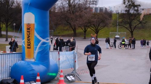 7E59878D-127E-4F36-9141-B9E32364E588 4 5005 c