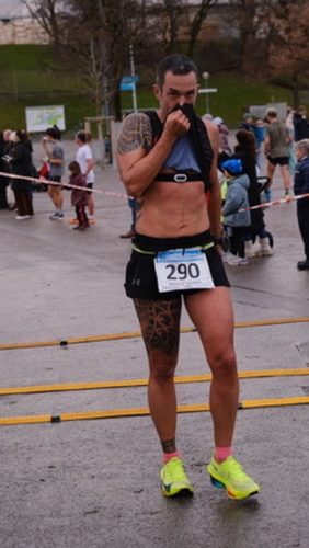 8297197E-5084-46D3-BCF9-B7DF779994AF 4 5005 c