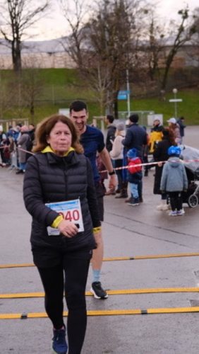 84D03673-3E55-4F29-A1E1-6CE0A9206088 4 5005 c