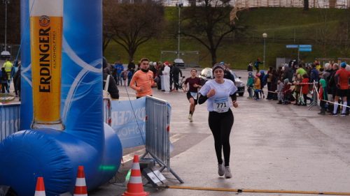 84E69FD8-612C-43B9-B16C-DC8C7DBF581E 4 5005 c