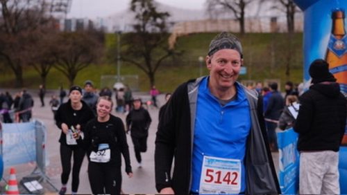 86AB88D1-4D71-45A9-A976-F29047C67BFF 4 5005 c