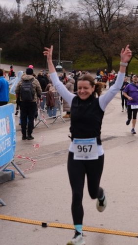 86E31866-A17E-475B-A717-BFDF5096EAA9 4 5005 c