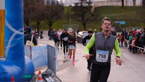 8995D542-C00E-4CD1-A5D6-93DEC83D557C 4 5005 c