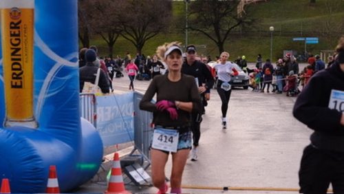 8A26E806-FFC4-4F95-878B-7C554448DF26 4 5005 c