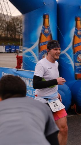 8A45F7B6-4CD0-4C53-AB26-00141F5D088D 4 5005 c