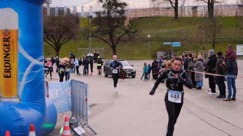 8DF9C7A5-D9C3-4B9A-A625-8F31522229F7 4 5005 c