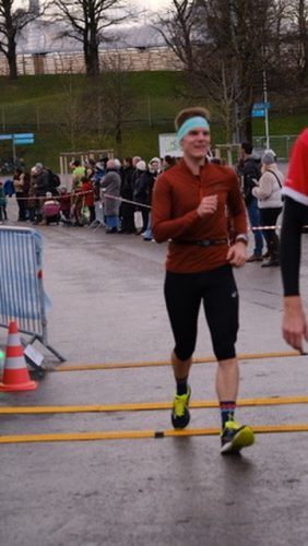 90422248-2B26-4009-94C3-F2D62E34905C 4 5005 c