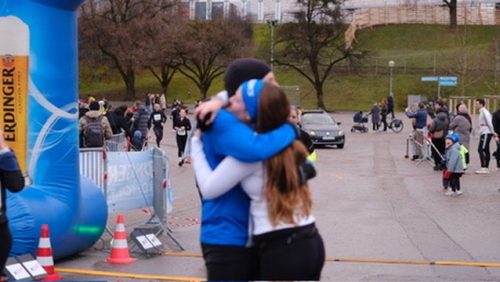 917F116C-E70B-4670-8AB9-BCF0B44E406C 4 5005 c