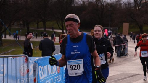 9CFE2462-7522-403B-9E17-80CCA8A4E77B 4 5005 c