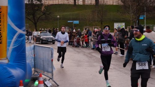 9E77A75B-9AB1-4656-9026-9559A4C9DE0B 4 5005 c