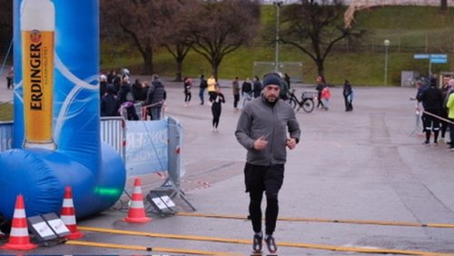 9F0D23AB-7675-4DF6-A91E-DE0BE4B94B18 4 5005 c