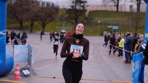 A327E7ED-13B6-4521-9D17-CF016DE33180 4 5005 c