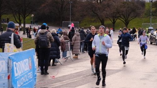 AA55B980-8A83-45E3-9044-4B1658BA9D55 4 5005 c